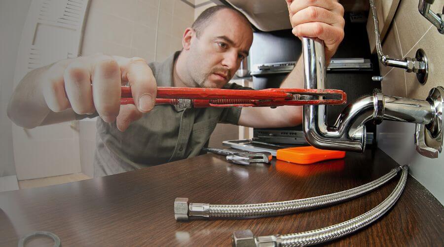 Professional expert plumbing services in Burt, MI